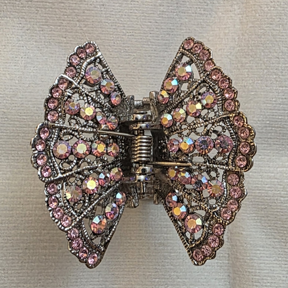NWOT Vintage Butterfly Fan Claw Hair Clip